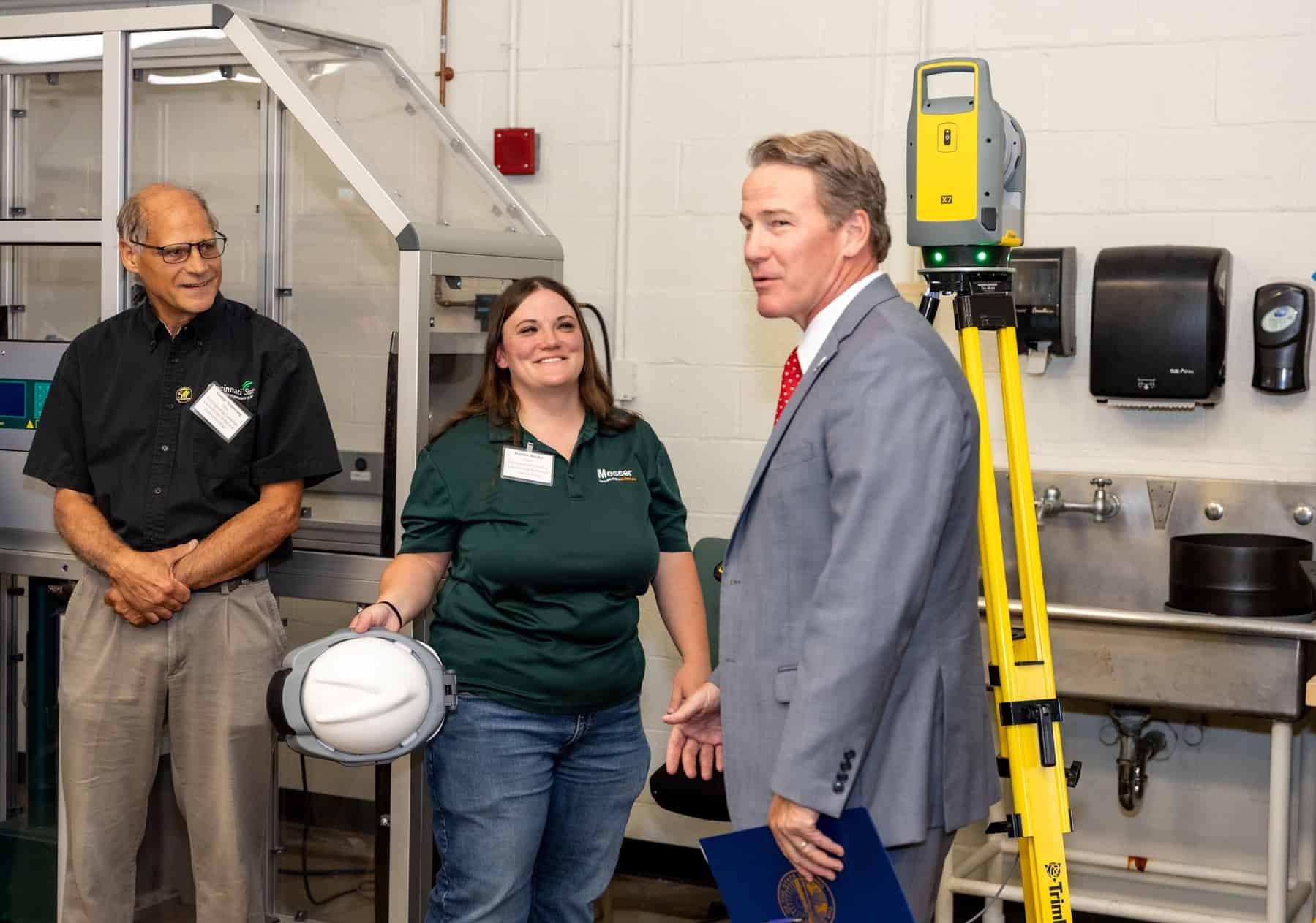 Professor George Armstrong and Construction Management student Heather Hayden explained new technology tools to Lt. Gov. Husted